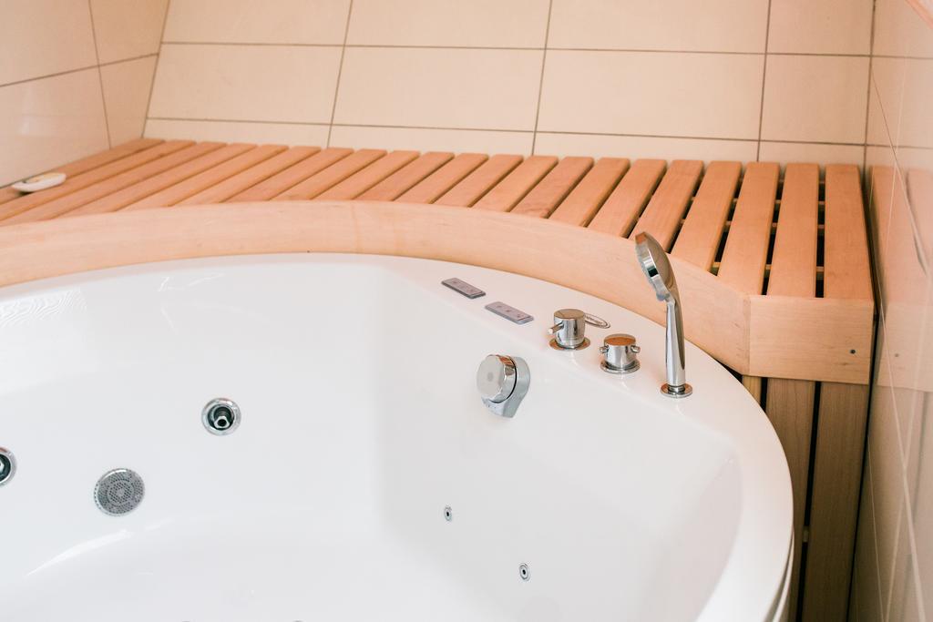 Apartments Beeland Skok Мозирє Екстер'єр фото